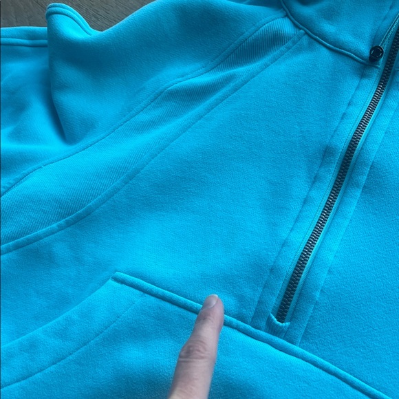 Lululemon Oversized 1/2 Zip Scuba Hoodie in 'Electric Turquoise' (M/L) *Stain* - Picture 9 of 14